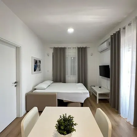 Lumi Apartments Gevgelija Exterior photo